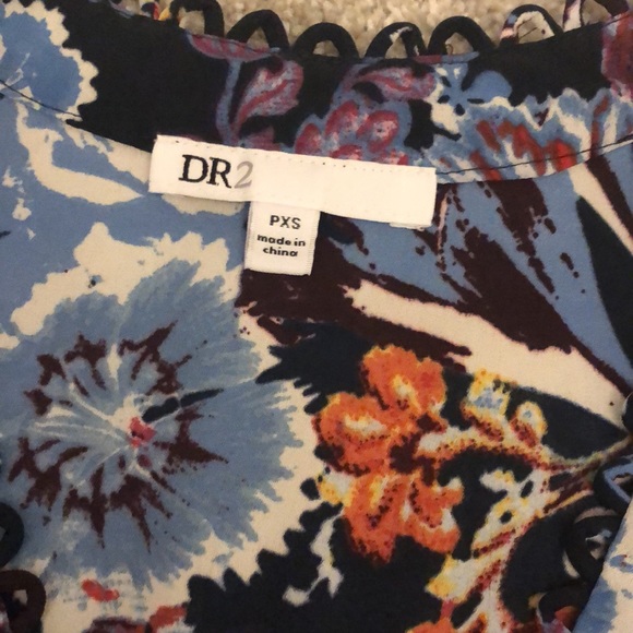 Top - Picture 3 of 3